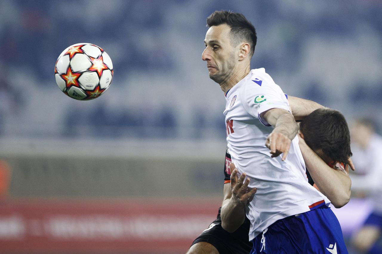 Nogometaši Hajduka prvi su finalisti SuperSport Hrvatskog kupa nakon što su na svom Poljudu svladali Goricu 