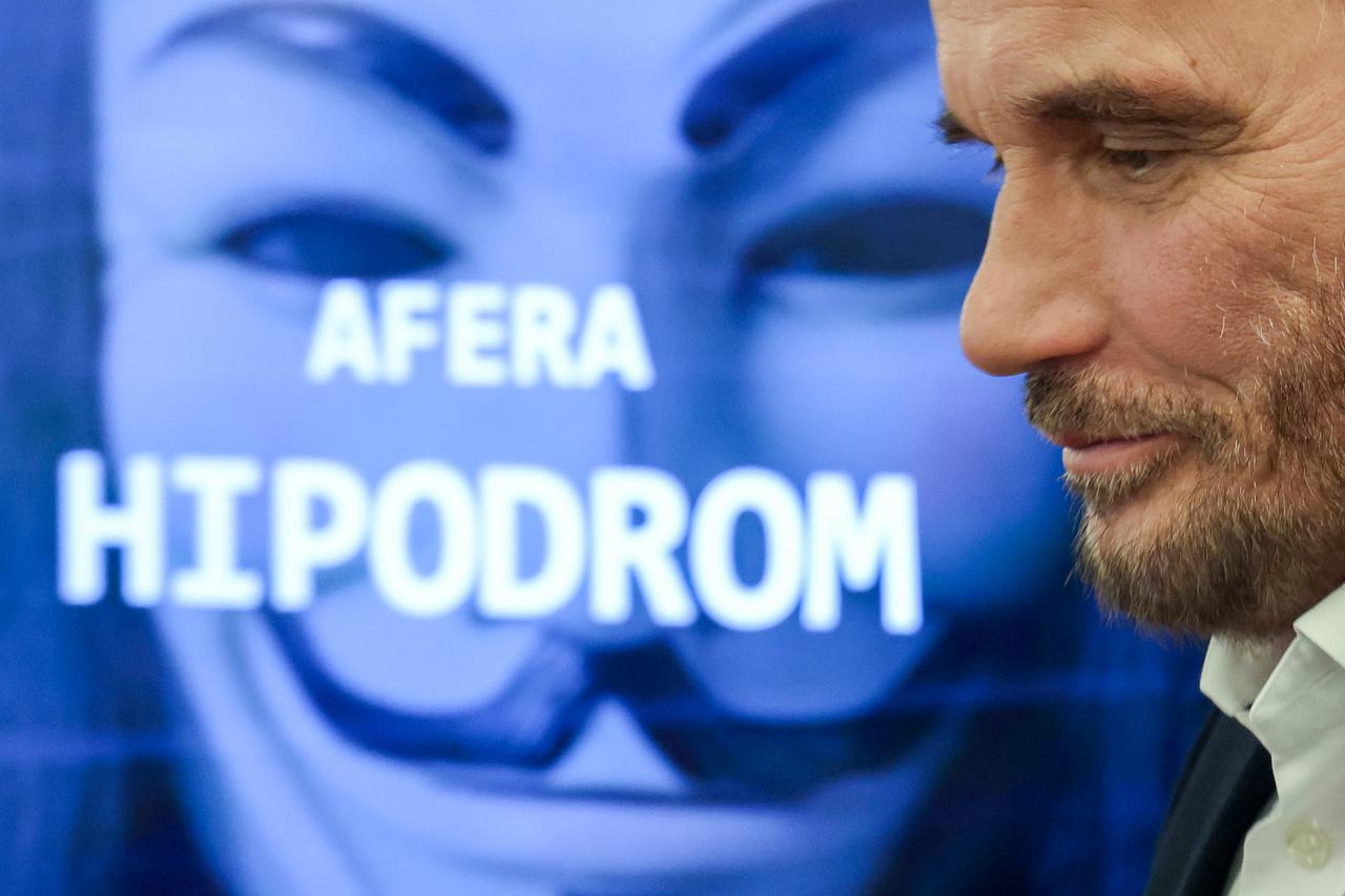 Zagreb: Izvanredna konferencija za medije povodom podnošenja kaznene prijave protiv Tomislava Tomaševića