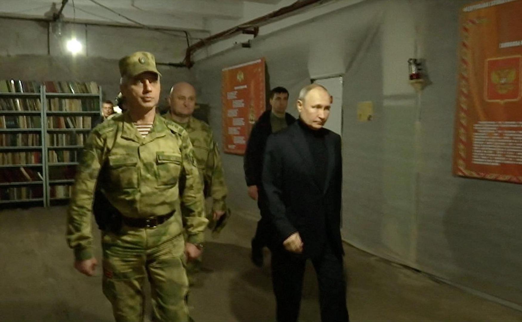 Russian President Vladimir Putin visits the national guard headquarters in the Luhansk Region, Russian-controlled Ukraine, in this still image taken from handout video released on April 18, 2023. Kremlin.ru/Handout via REUTERS ATTENTION EDITORS - THIS IMAGE WAS PROVIDED BY A THIRD PARTY. NO RESALES. NO ARCHIVES. MANDATORY CREDIT. Photo: KREMLIN.RU/REUTERS