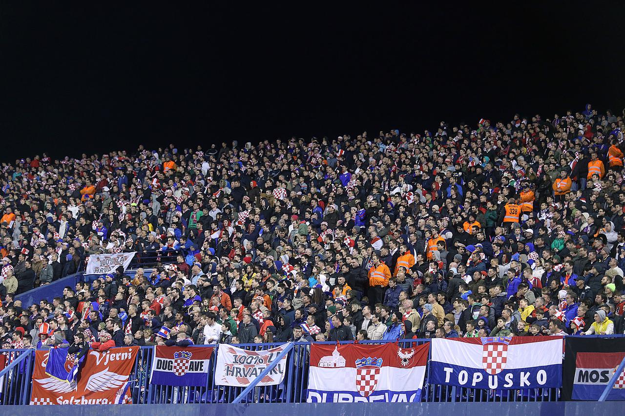 28.03.2015., stadion Maksimir, Zagreb - Kvalifikacije za Europsko prvenstvo 2016., Hrvatska - Norveska. Navijaci. Photo: Goran Stanzl/PIXSELL