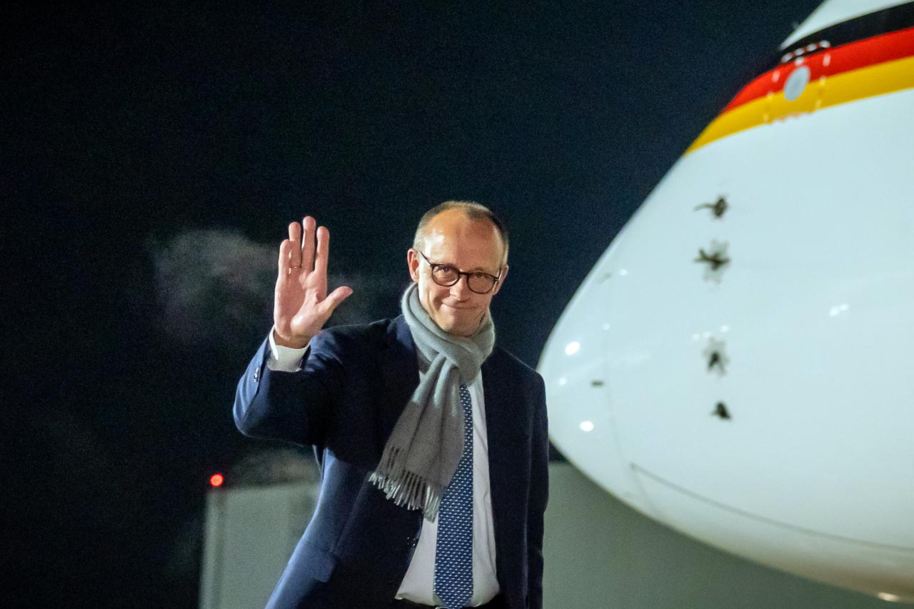 Chancellor Merz travels to the G20 summit