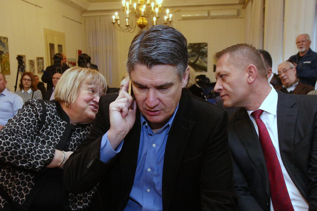Bivši premijer i predsjednik SDP-a Zoran Milanović odluku još nije donio, a izvori kažu da su šanse za kandidaturu male
