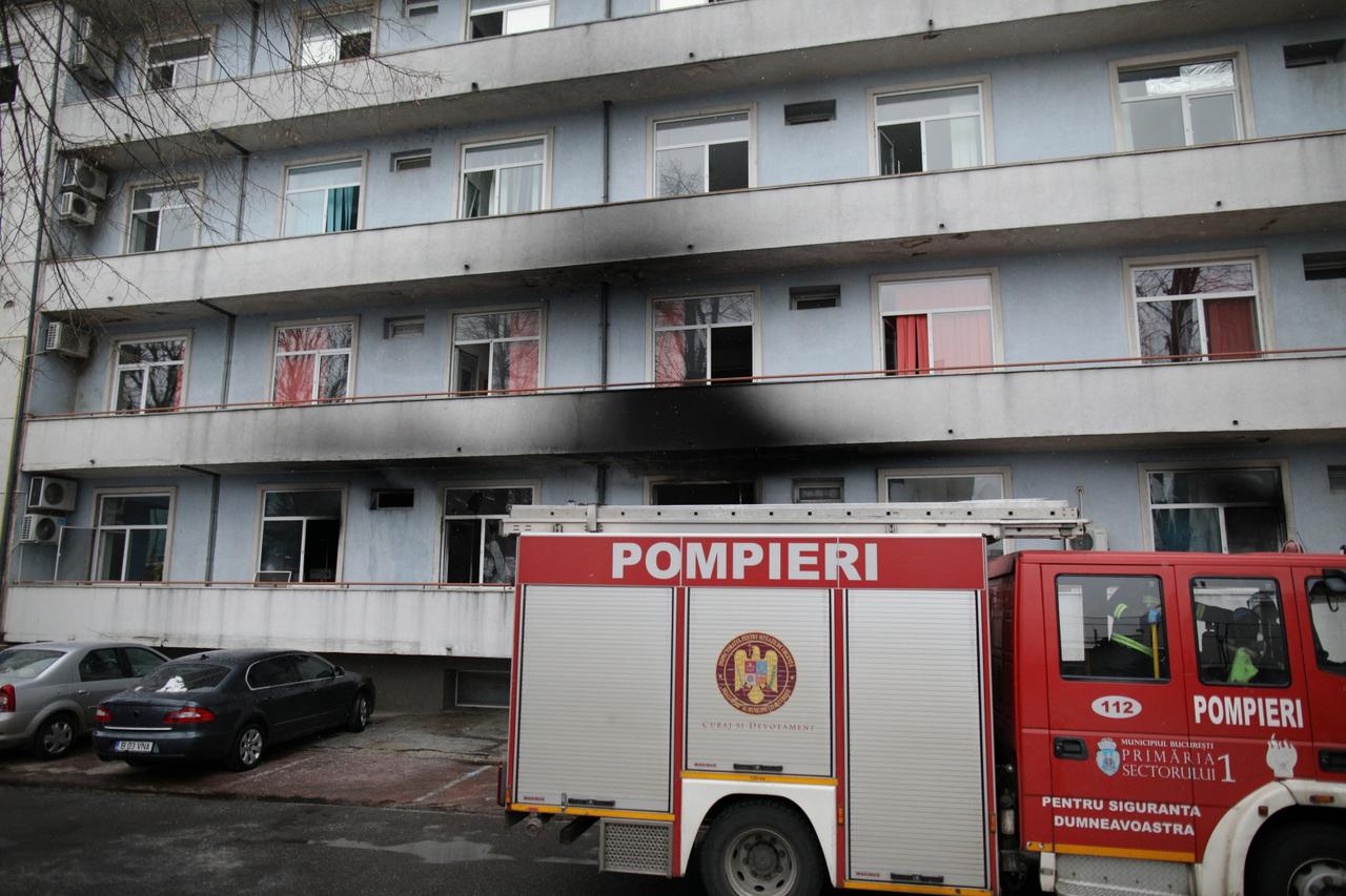 Fire at COVID-19 hospital in Romania kills four