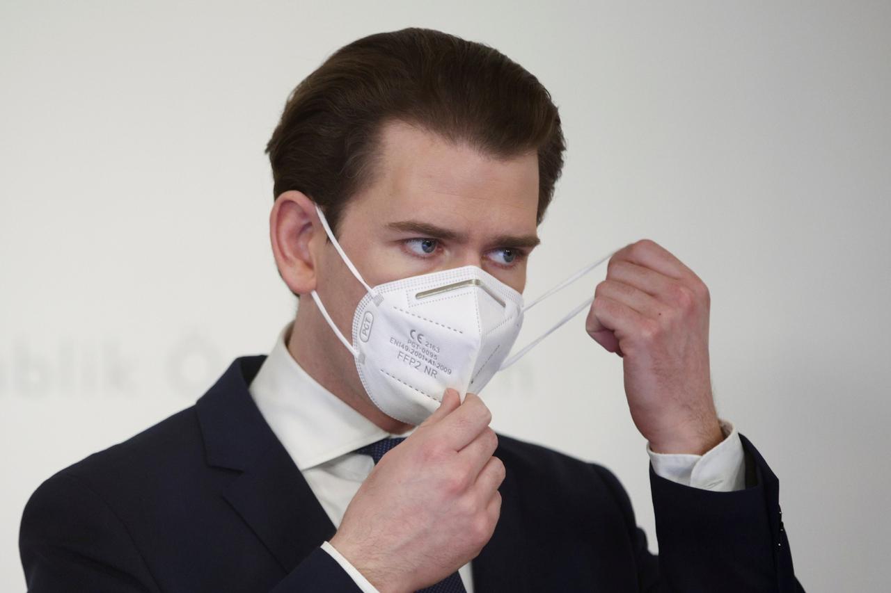 FILE PHOTO: Austria's Chancellor Sebastian Kurz attends a news conference in Vienna
