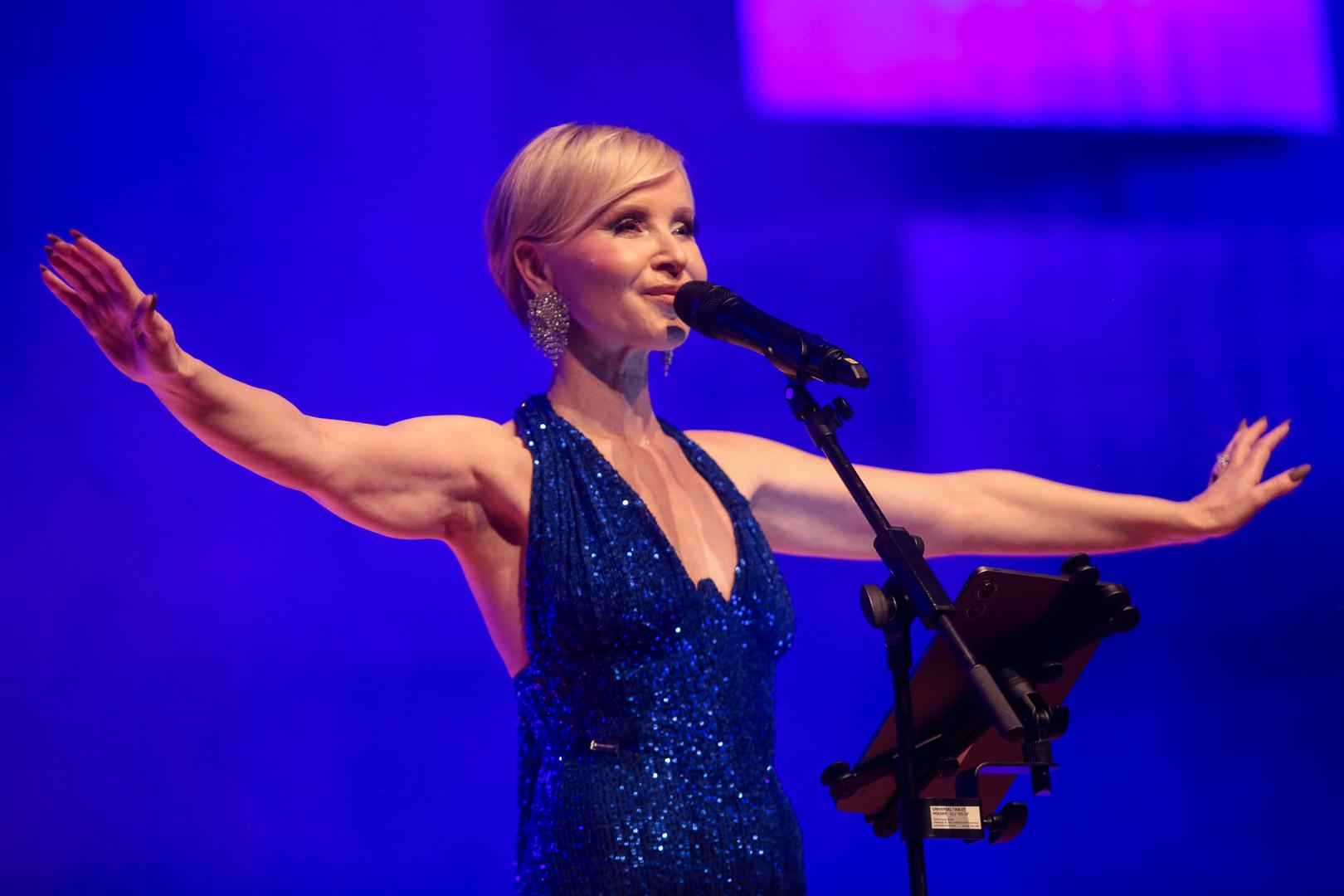 Jučer je u ovoj istoj dvorani svojoj publici priredila nezaboravan glazbeni doživljaj na koncertu koji je nosio naziv "Božić s Danijelom". 