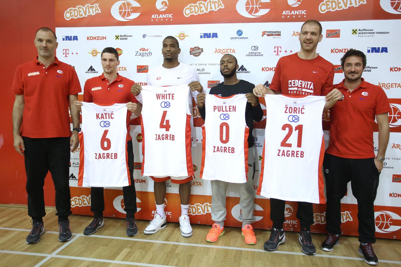 23.09.2015., Zagreb - Uoci pocetka nove sezone odrzana je konferencija za medije kosarkaskog kluba Cedevita na kojoj su sudjelovali: Veljko Mrsic, Toni Katic, James White, Jacob Pullen, Luka Zoric, Gianmarco Pozzecco te su predstavljen novi igraci i trene