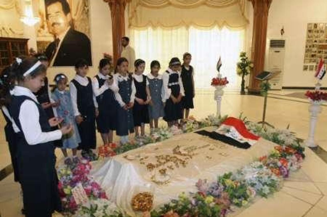 SNIMKE ISPITIVANJA IRAČKOG VOĐE