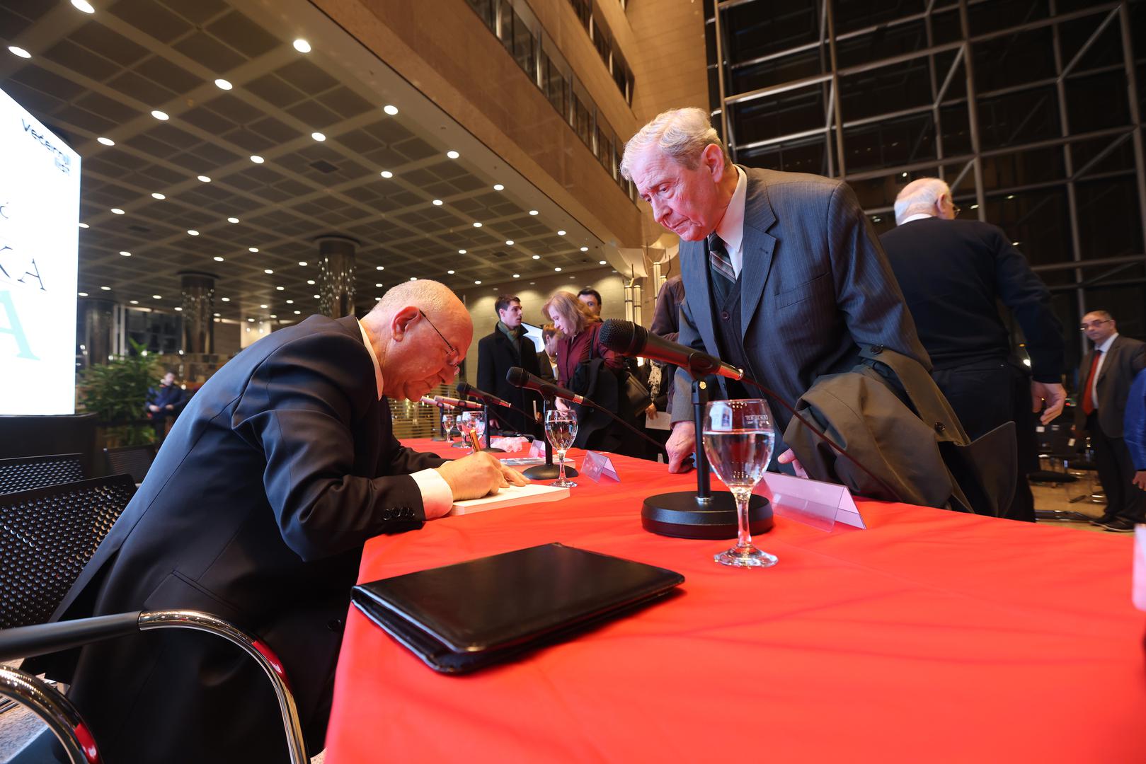 16.01.2023., Zagreb - U Nacionalnoj i sveucilisnoj knjiznici odrzana je promocija 2. dopunjenog izdanja knjige "Diplomatska oluja" Mate Granica. Mate Granic Photo: Boris Scitar/Vecernji list/PIXSELL