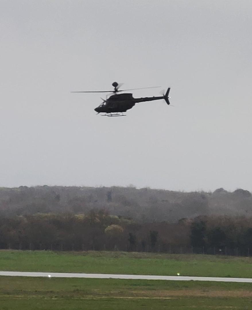 Nakon preleta aviona Rafale, uslijedila je združena vježba Hrvatskog ratnog zrakoplovstva sa Zapovjedništvom specijalnih snaga u kojoj je s helikopterima UH-60M Black Hawk i OH-58D Kiowa Warrior uspješno prezentirano spašavanje unesrećenog pilota tehnikom “rappeling”. Zatim je uslijedio prikaz gašenja otvorenog požara avionima Airtractor AT-802 Fire Boss i Canadair CL-415 te skraćeni program akrobatske grupe “Krila Oluje”