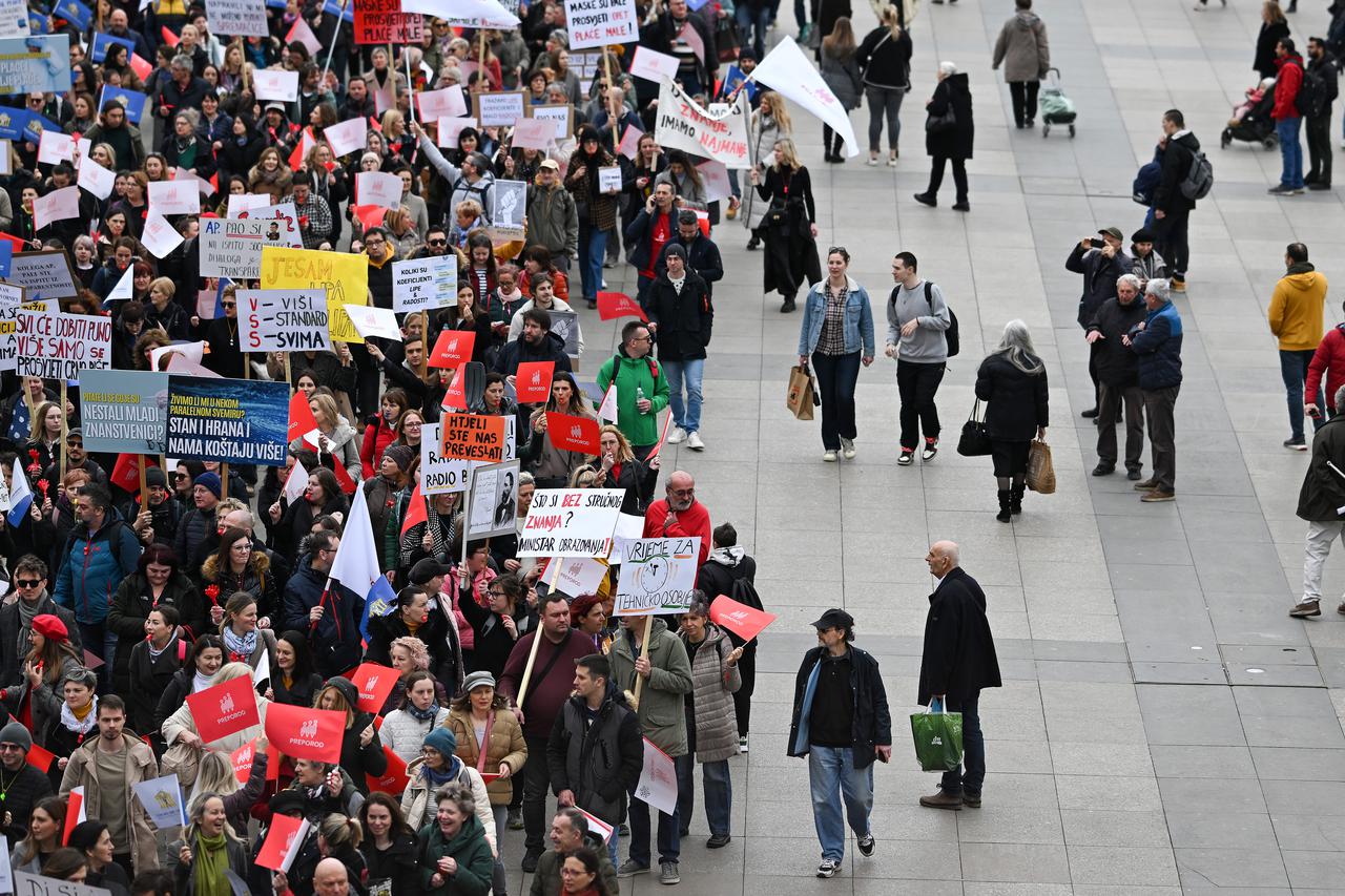 Zagreb: Prosvjednici krenuli na Markov trg 