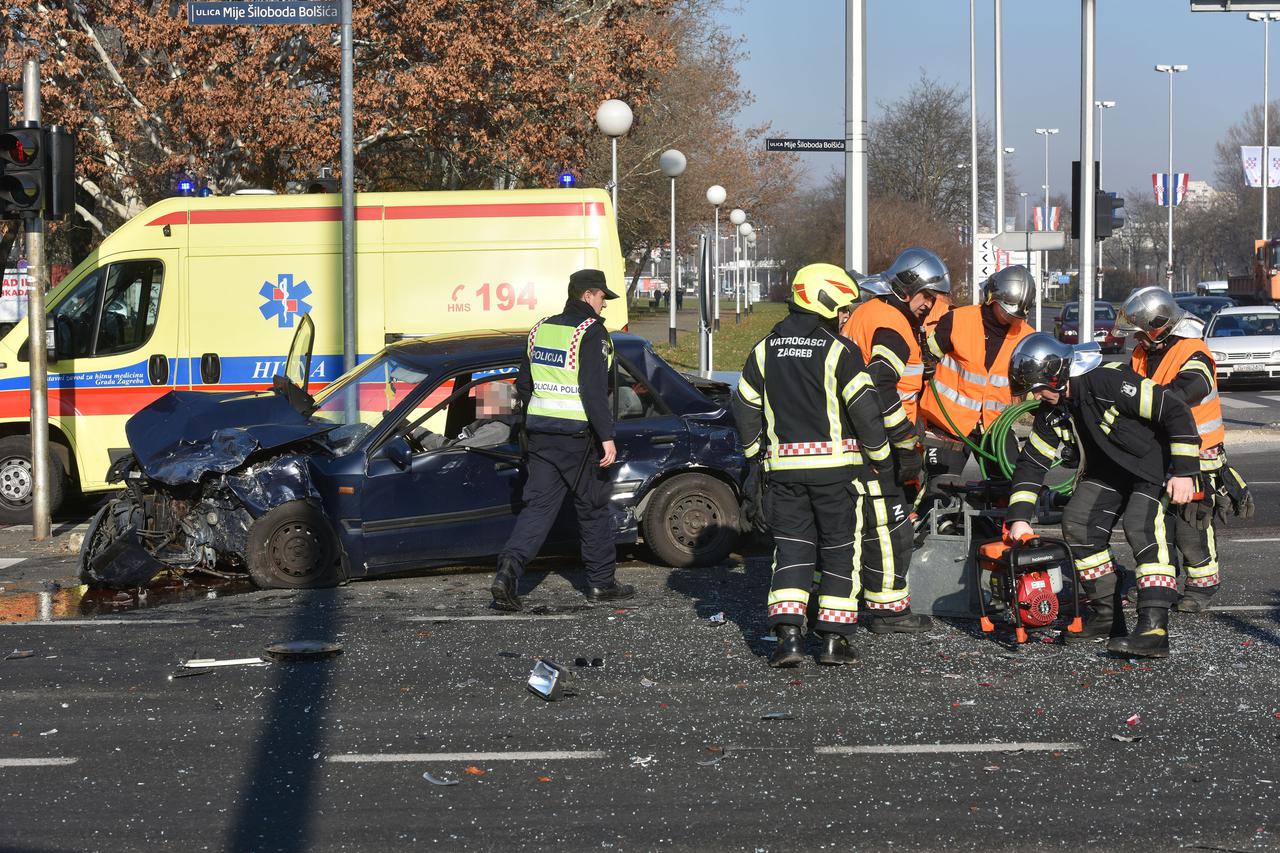 Prometna nesreća u Sloboštini u Zagrebu