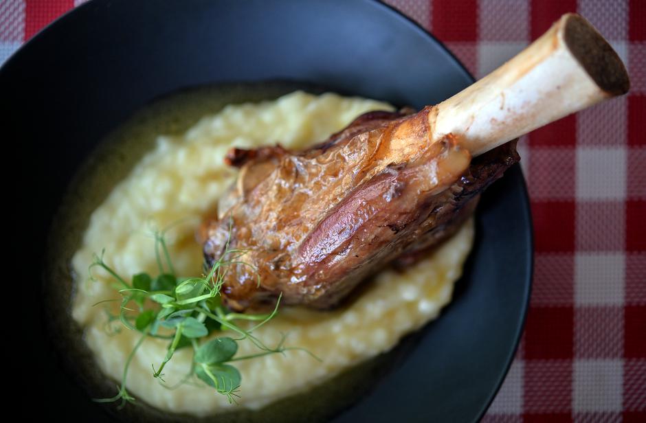 Velika Gorica: Gastro ponuda u Bistrou Babriga