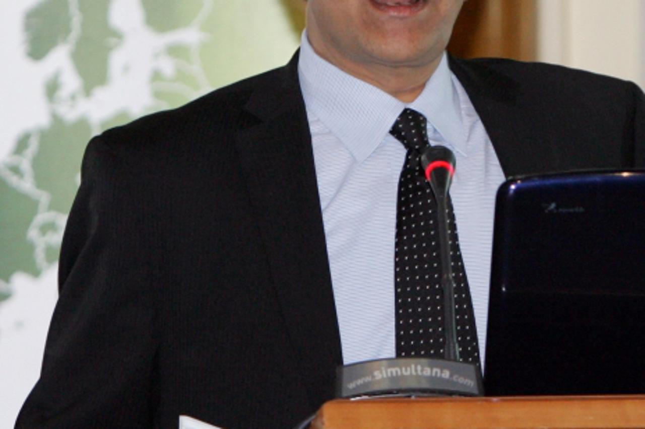 Indermit Gill