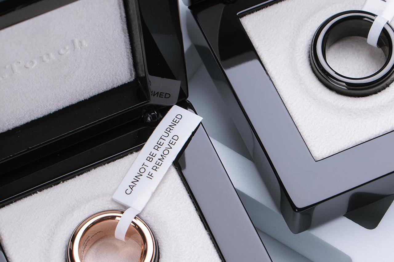 HB prsten koji emitira otkucaje srca vašeg partnera ili partnerice