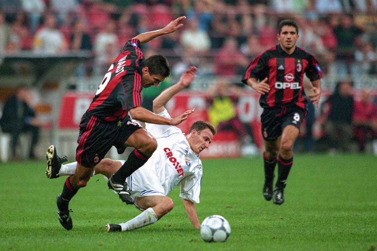 Milano: Prva utakmica 3. kvalifikacijskog kruga za Ligu prvaka, AC Milan - Dinamo Zagreb  3:1, 09.08.2000.