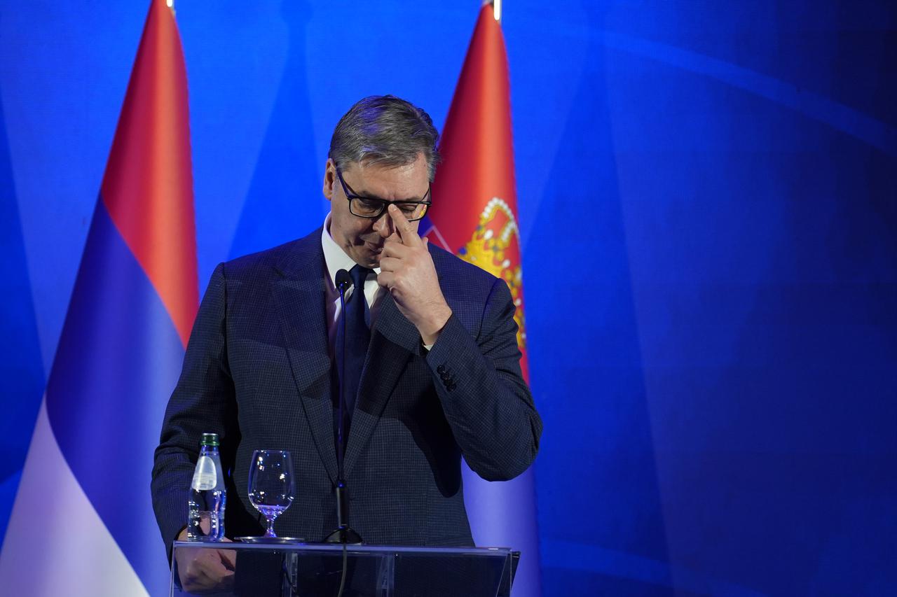 Povodom Dana državnosti Republike Srbije,  Aleksandar Vučić uručio je nagrade zaslužnim pojedincima i institucijama