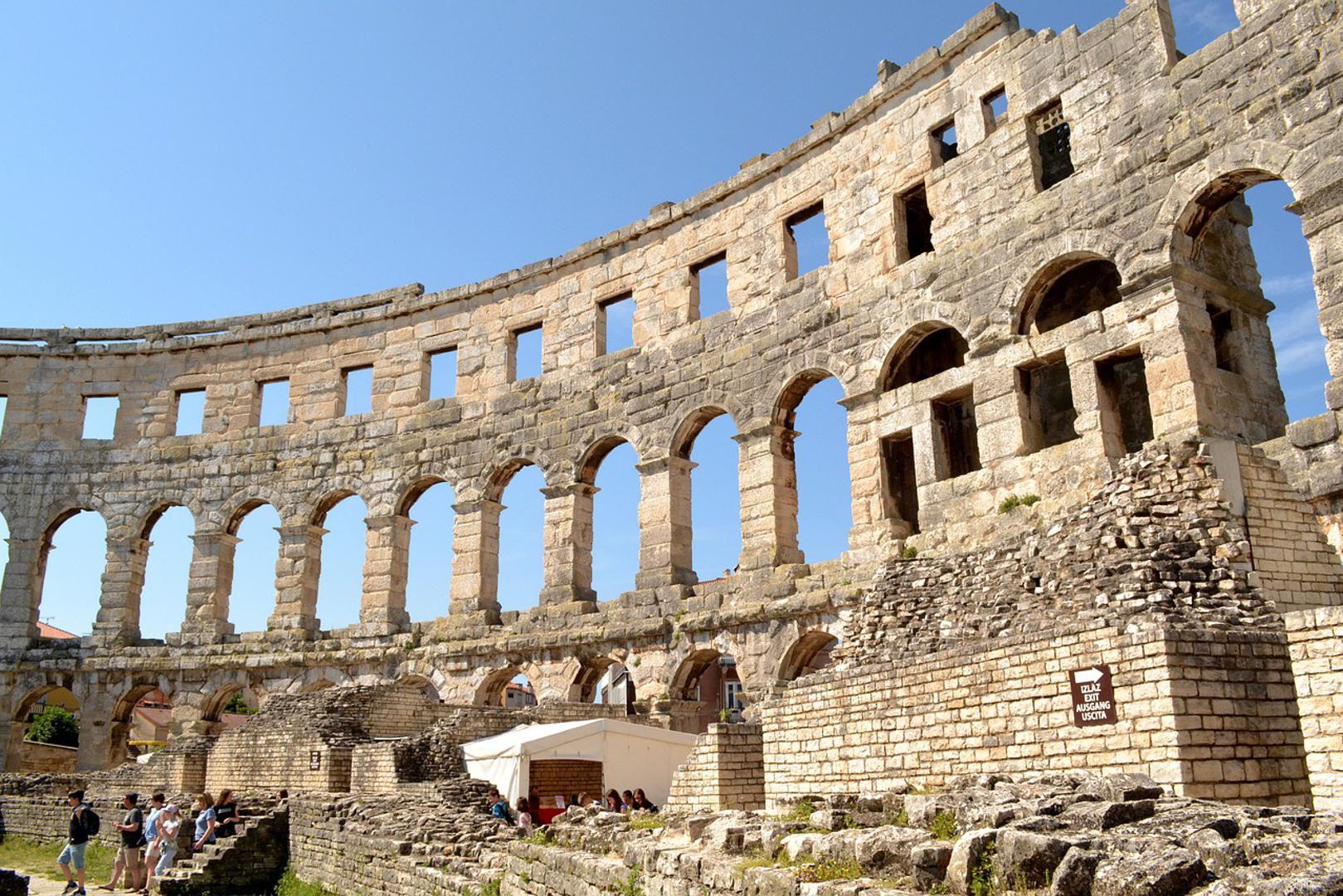 Pula