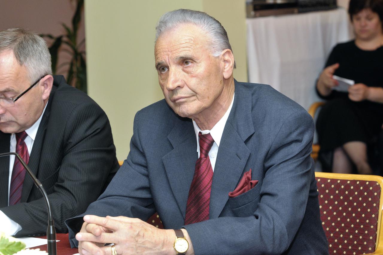 Jakov pehar