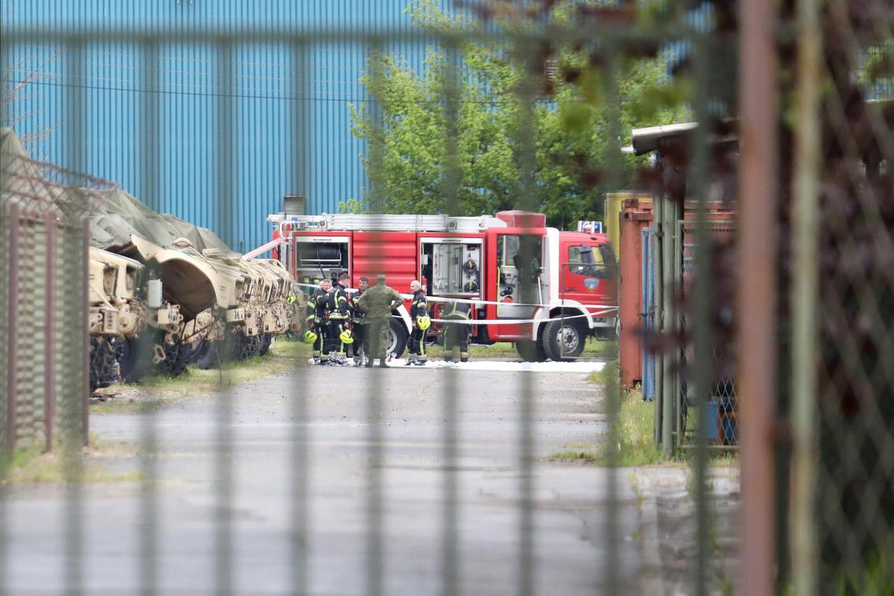 Zagreb: Zapalio se kamion u Remontnom zavodu, jedna osoba ozlijeđena