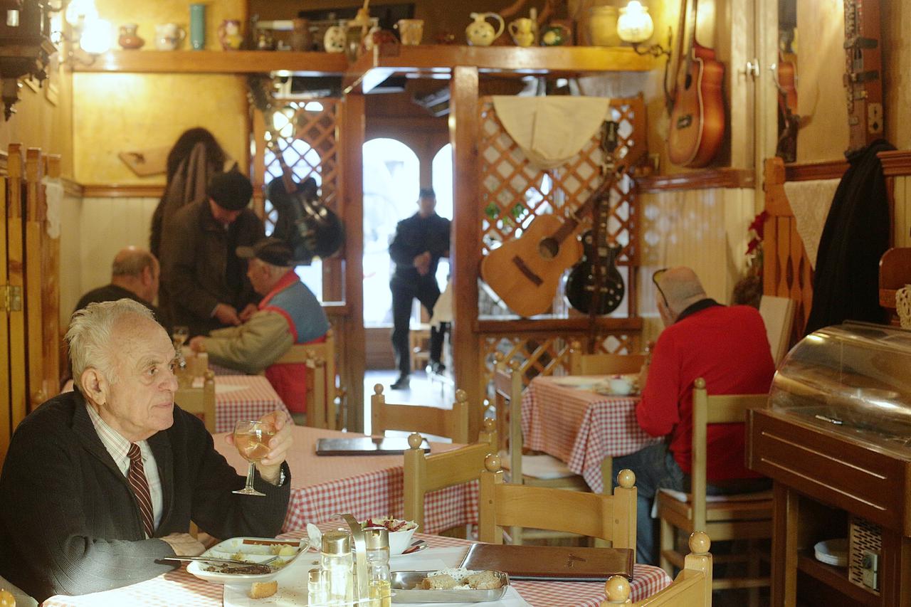 Vlasnica je prostor uređivala sama i u nj je, kaže, utkala svoj život