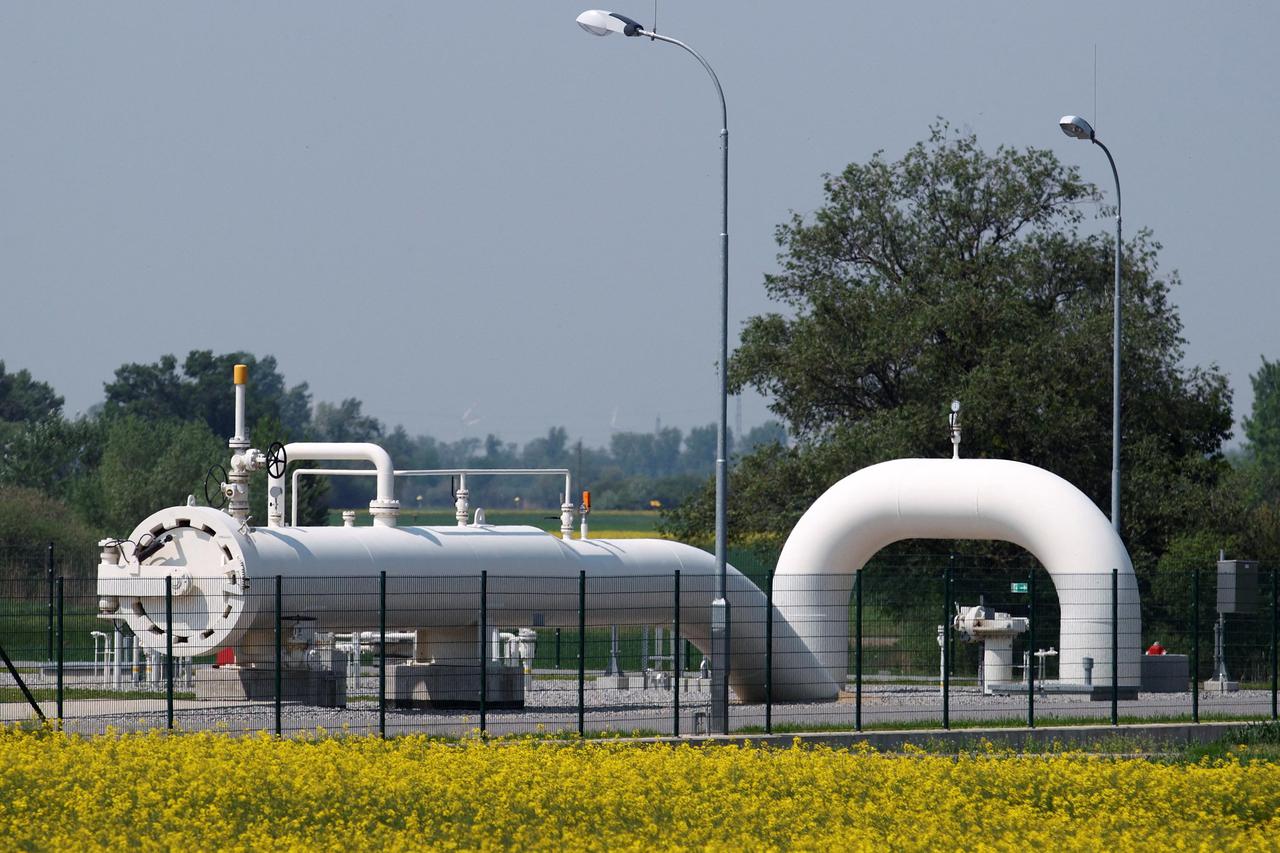 FILE PHOTO: Gas pipes are pictured at Austria's largest natural gas import and distribution station in Baumgarten