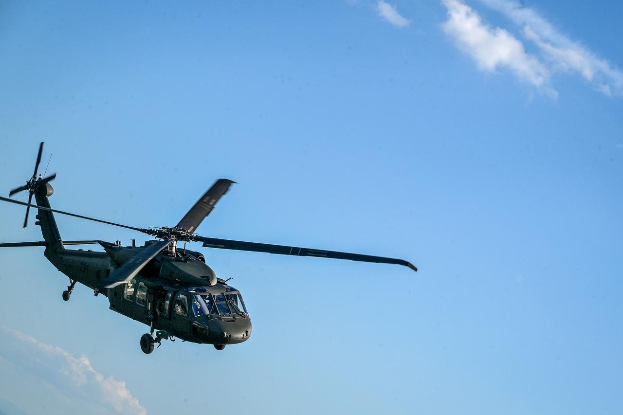 Generalna proba letjelica Hrvatskog ratnog zrakoplovstva za vojni mimohod