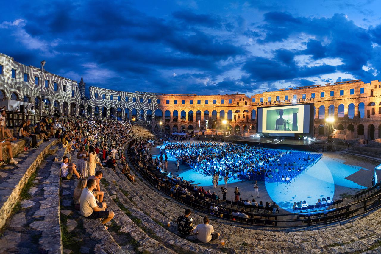 Pula