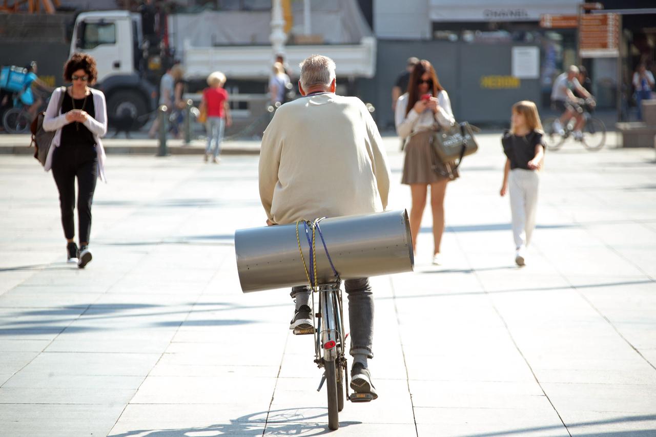 Zagreb: Na stražnjem dijelu bicikla mogu se prevoziti raznorazne stvari