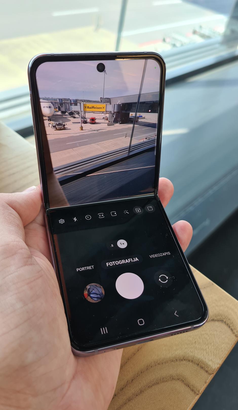 Samsung Galaxy Z Flip4