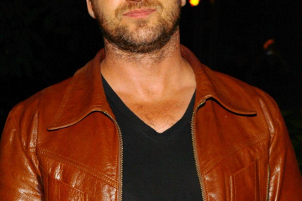 'NEW YORK - SEPTEMBER 13: Actor Gerard Butler attends the In Touch Weekly\'s ICONS + IDOLS CELEBRATION at St. Bart\\u0092s Cathedral on September 13, 2009 in New York City.   Astrid Stawiarz/Getty Ima