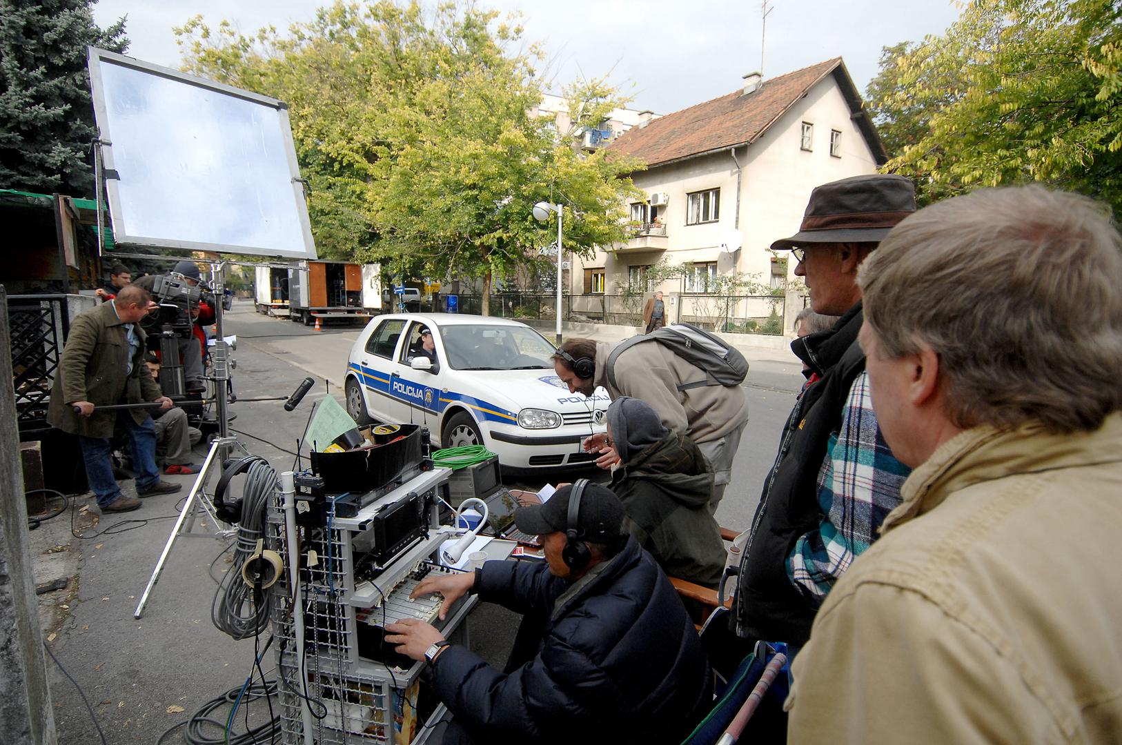 17,10..2009.,Zagreb - Nastavak snimanja serije "Odmori se zasluzio si" u kojoj u obitelji Kosmicki glume Igor Mesin,Vera Zima i Ivo GregurevicrPhoto: Boris Scitar/Vecernji list