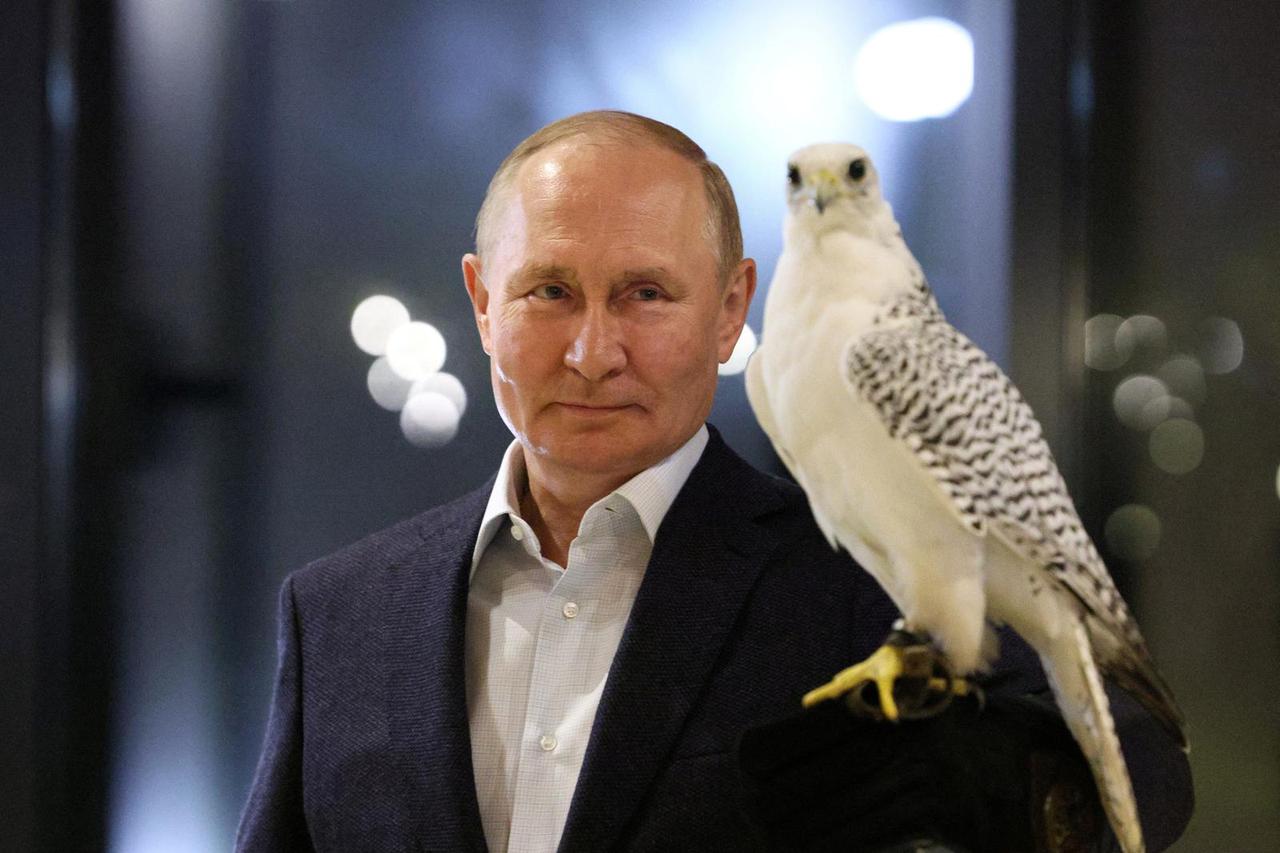 Russian President Vladimir Putin visits a falcon breeding centre in Kamchatka