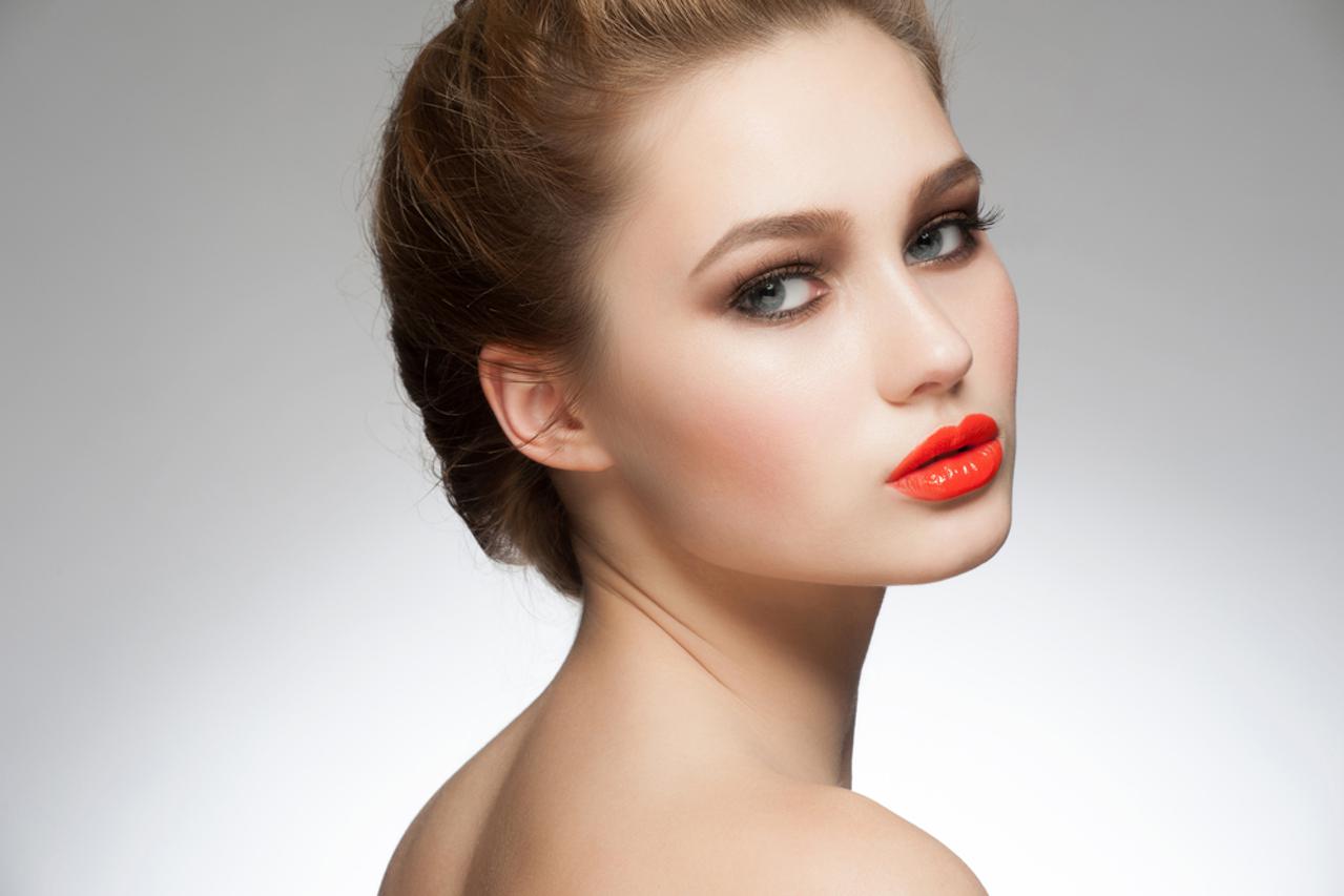 narančasti ruž za usne