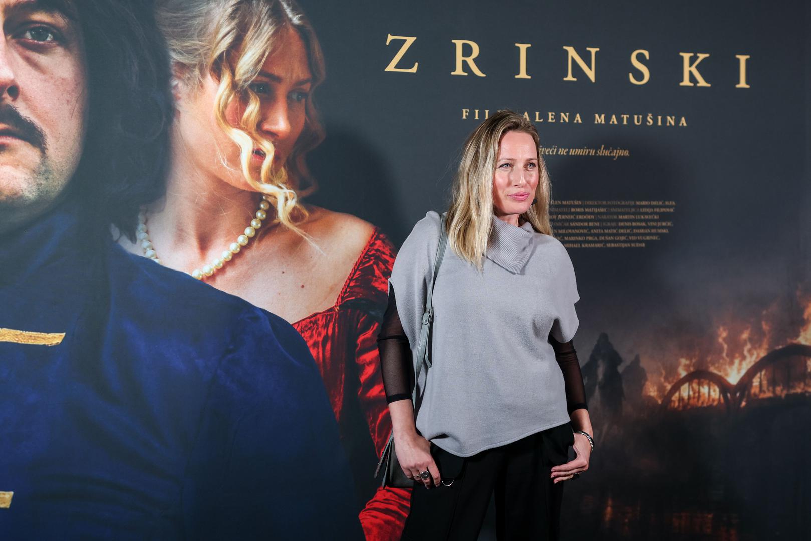 Upravo zato njezino nedavno pojavljivanje na premijeri dugometražnog igrano-dokumentarnog filma "Zrinski" u Kaptol Butique Cinema nije prošlo nezapaženo.