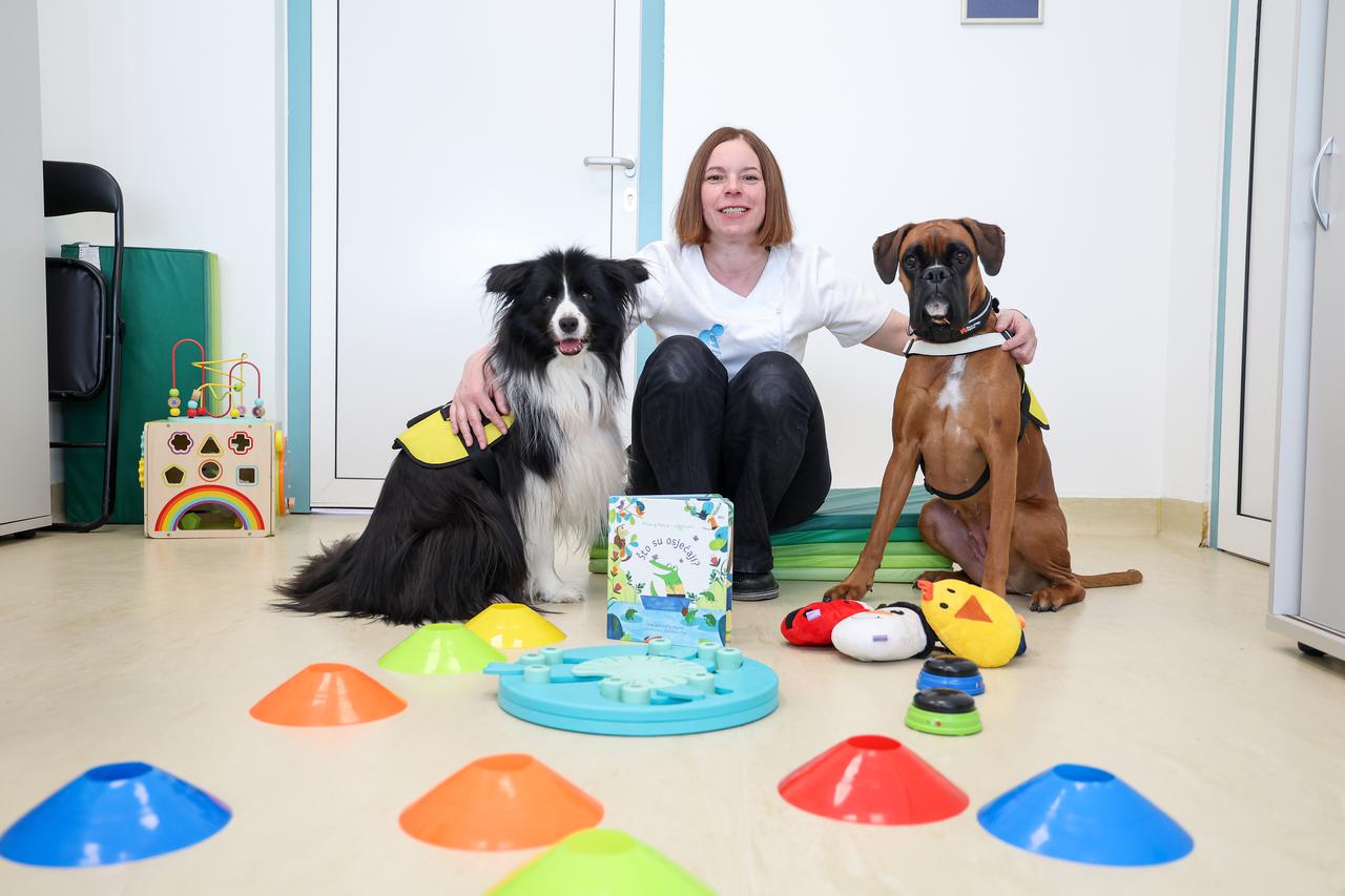 Zagreb: Terapijski psi u Domu zdravlja Kruge