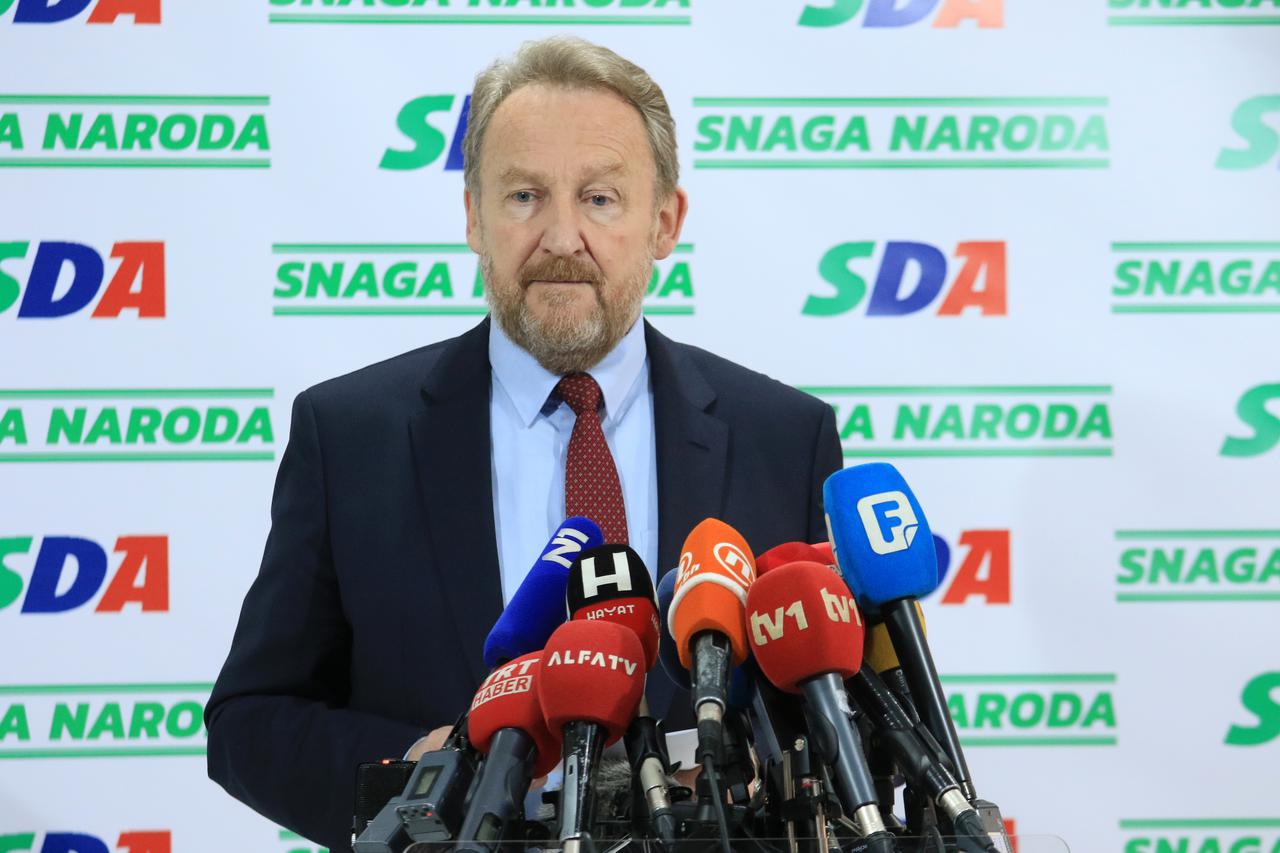 Bakir Izetbegović