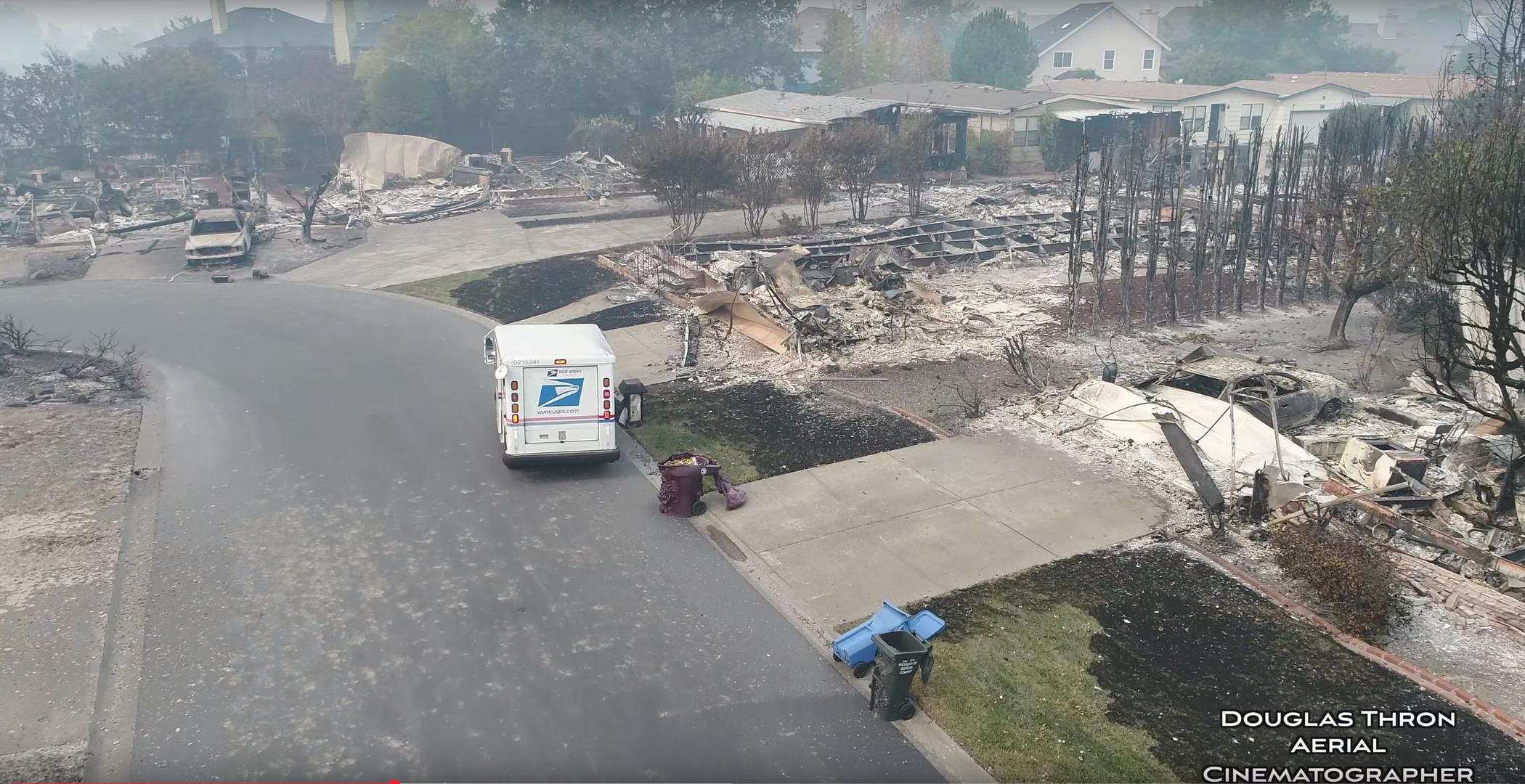 Po spasilačkim službama u požaru su poginule 24 osobe. Šerif okruga Sonoma Robert Giordano kazao je novinarima da 285 osoba još uvijek nije lokalizirano, ističući da uništenih više od 70 odašiljača mobilne telefonije komplicira zadaću vlasti. 

