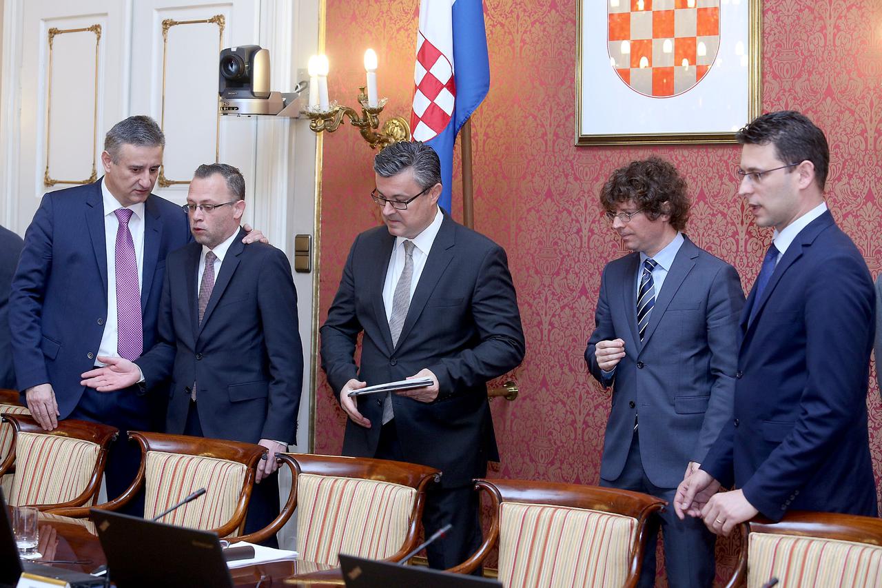 06.04.2016., Zagreb - U Banskim dvorima odrzana je 13. sjednica Vlade RH. Photo: Patrik Macek/PIXSELL