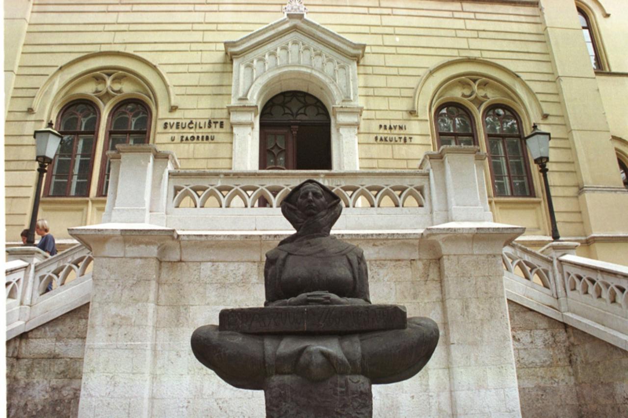 \'UNUTRASNJA, 140700 PRAVNI FAKULTET SNIMILA KSENIJA DIVJAK\'