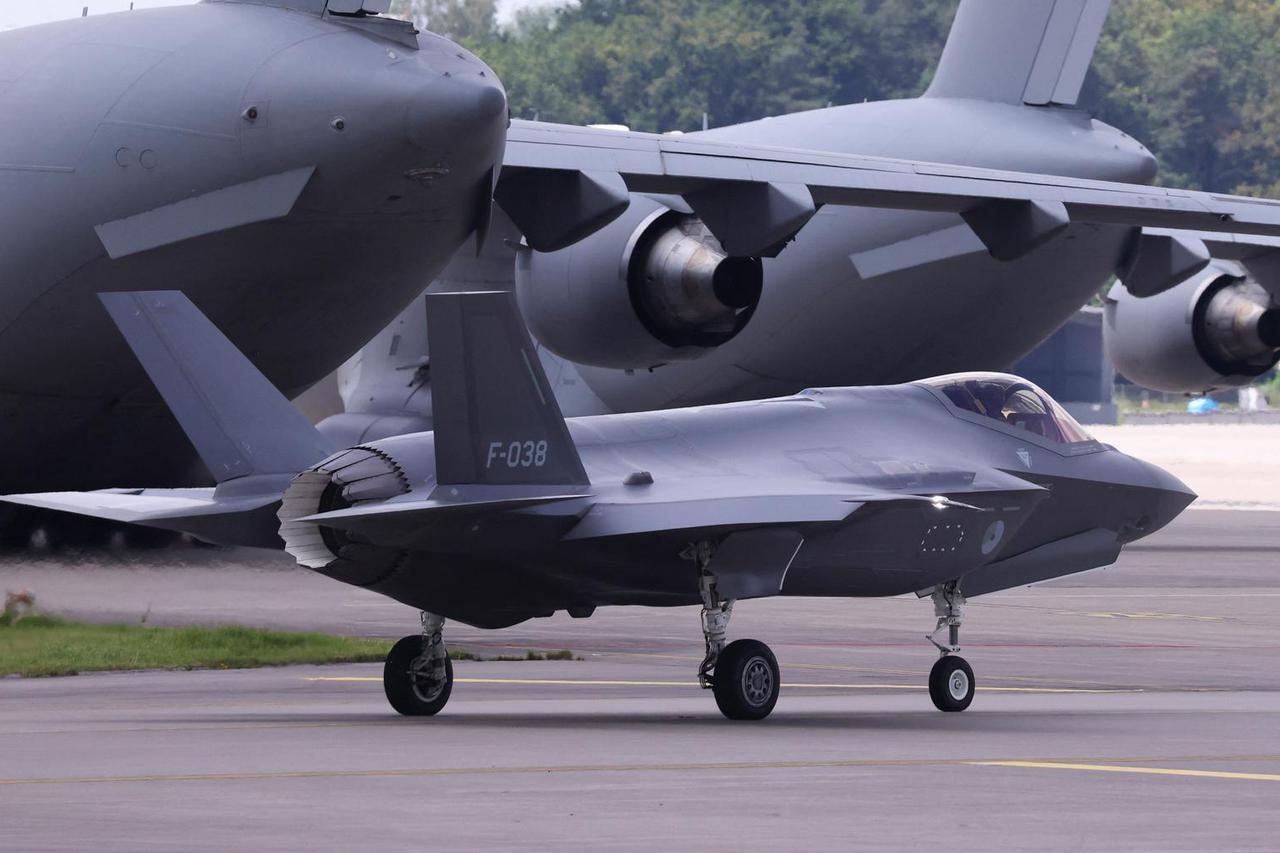 Combat aircraft maneuver exercise over Ramstein