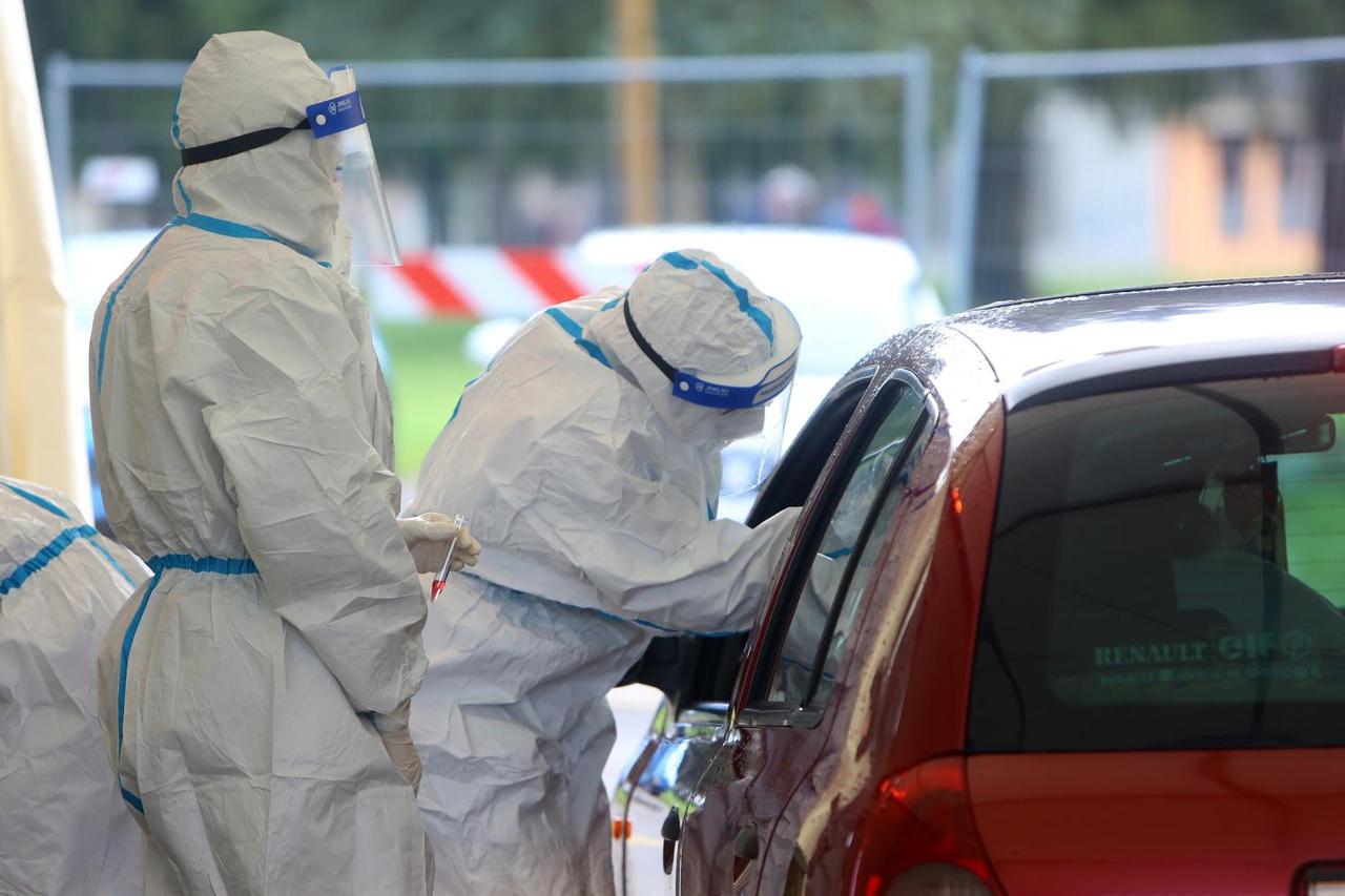 Drive in testiranje na koronavirus u prostoru nekadašnje vojarne Luščić