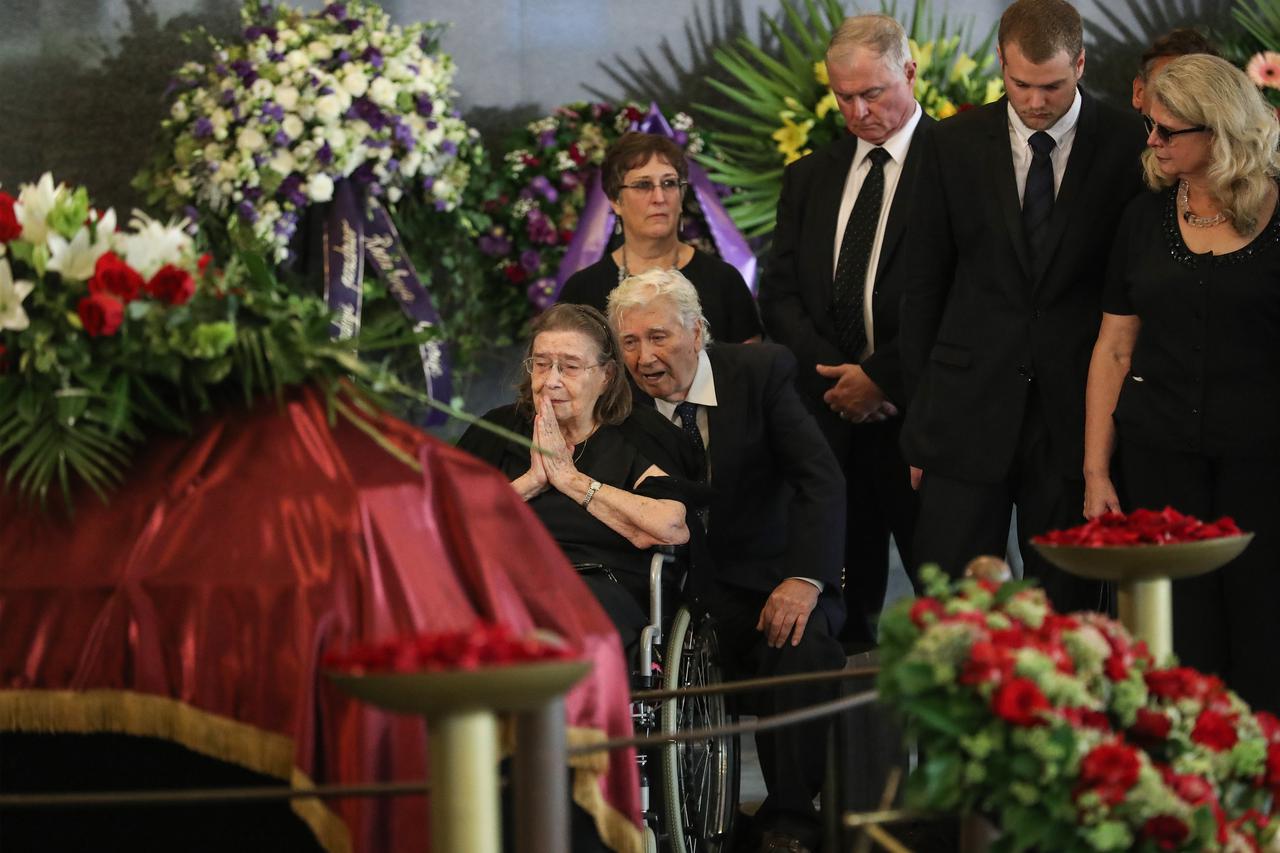 Posljednji ispraćaj novinara i publicista Denisa Kuljiša