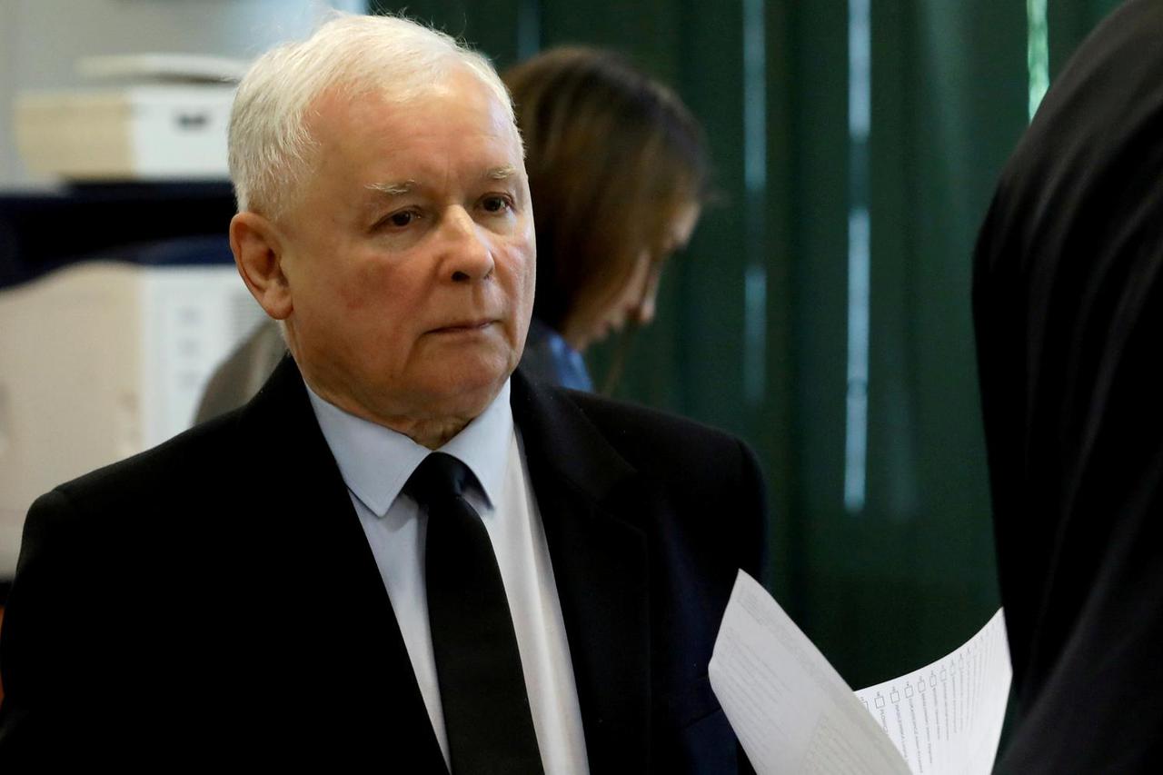 REUTERS 18-09-2021 15:39 #2