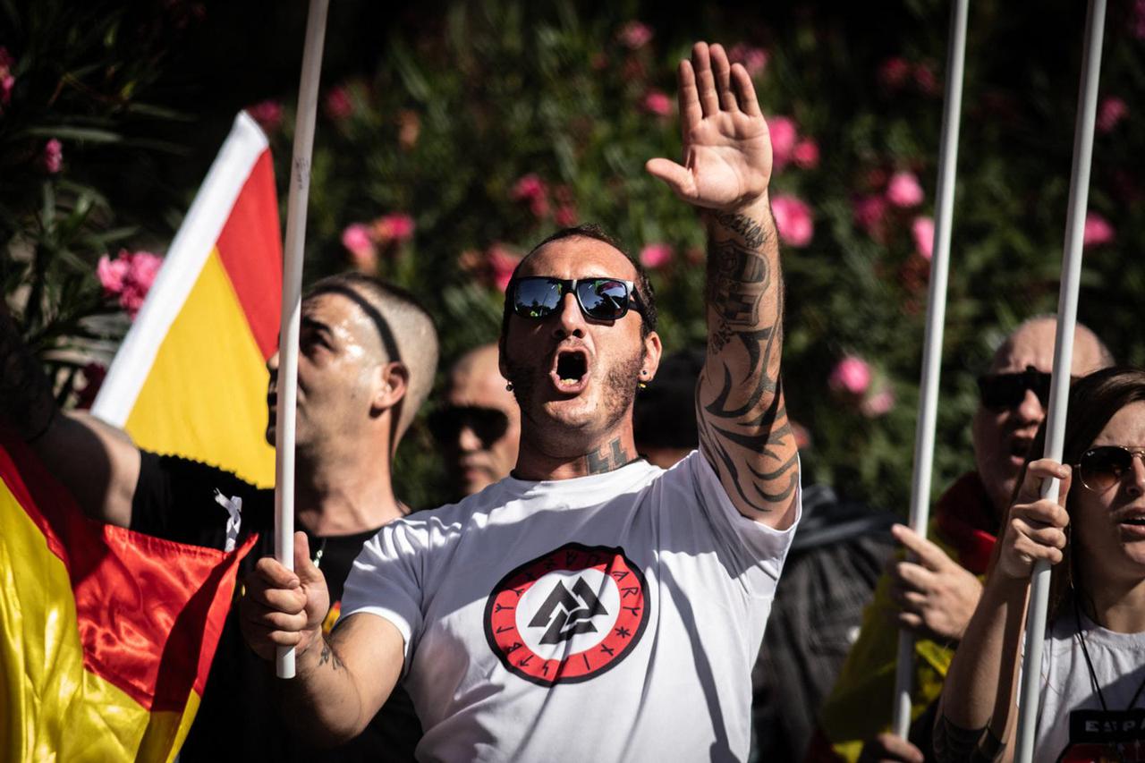 Neo-Nazis Celebrate Columbus Day - Barcelona