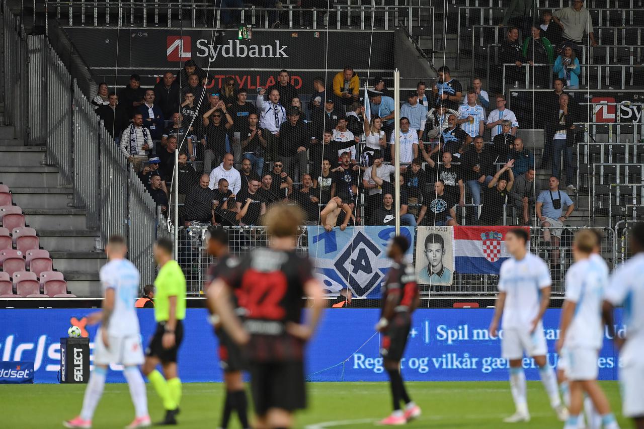 Navijači na utakmici Midtjyllanda i Rijeke u play-offu za ulazak u UEFA Konferencijsku ligu