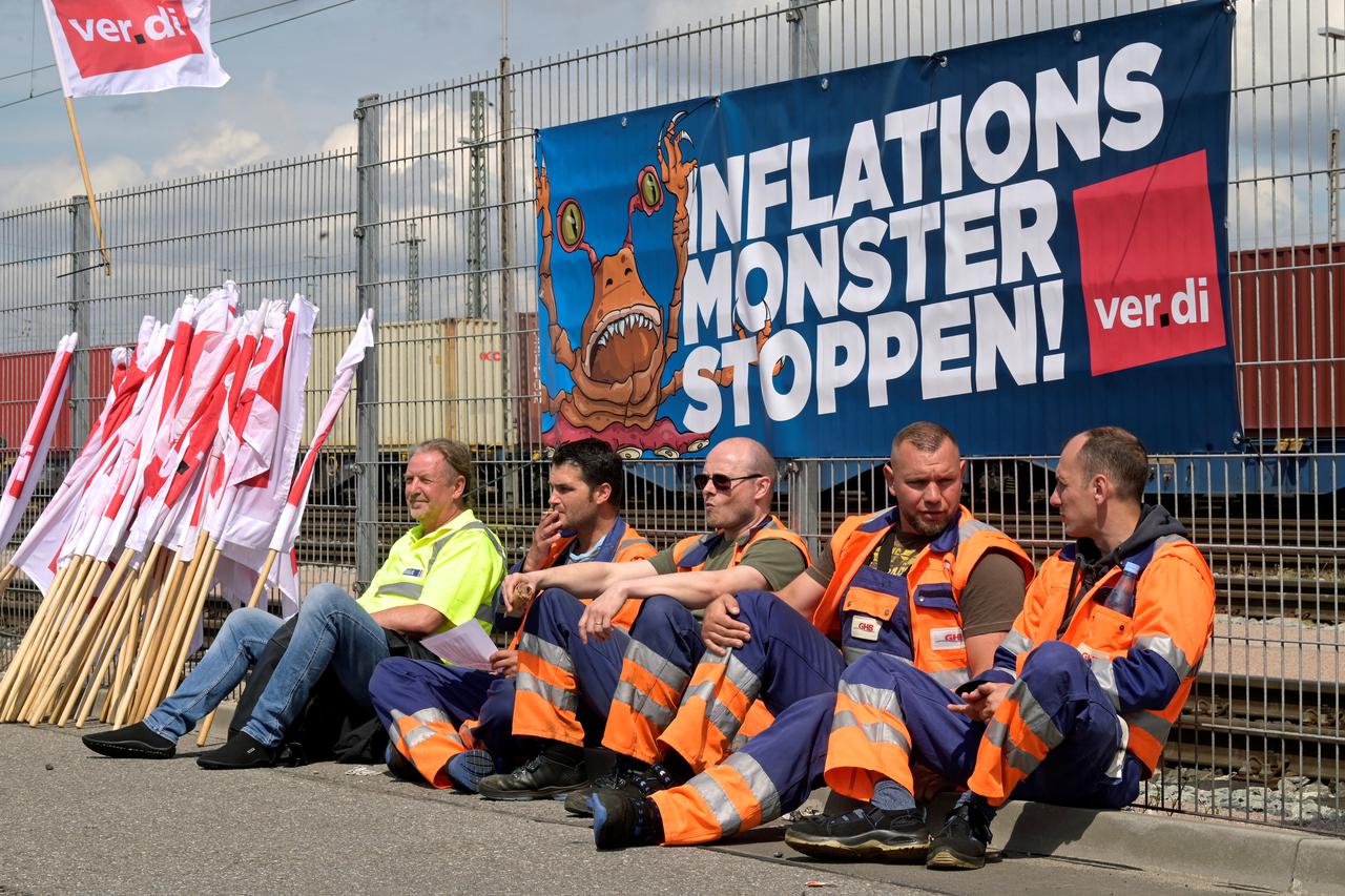 FILE PHOTO: Hamburg harbour workers go on strike for higher wages