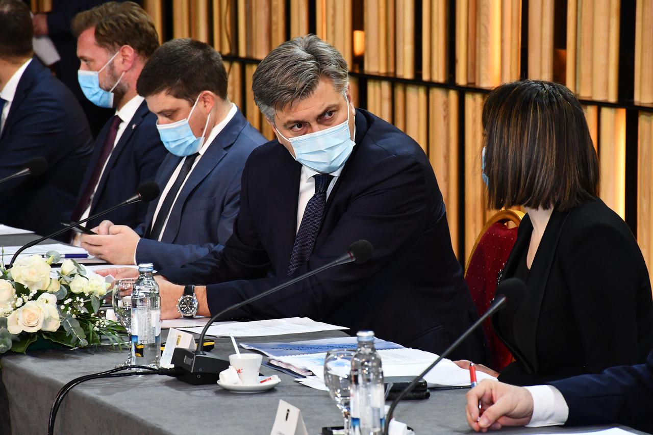 Pleternica: Andrej Plenković predsjedavo je 12. sjednicom Savjeta za Slavoniju, Baranju i Srijem