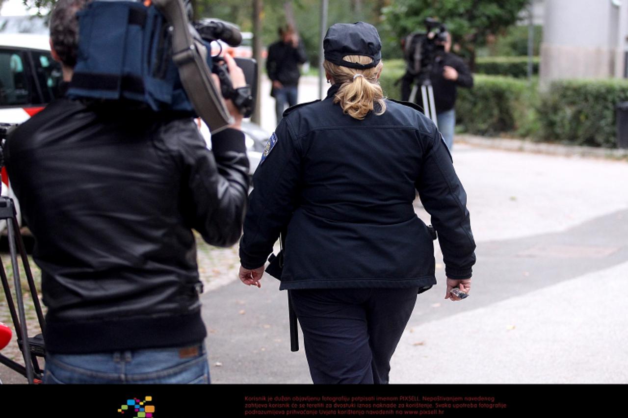 '10.10.2012., Zagreb - USKOK i policija pretrazili su i uhitili nekoliko studenata, asistenata i profesora na Zavodu za anatomiju Medicinskog fakulteta u Zagrebu.  Photo: Goran Stanzl/PIXSELL'