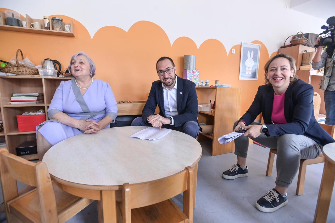 Zagreb:  Tomašević i Dolenec otvorili  rekonstruirani Dječji vrtić Botinec