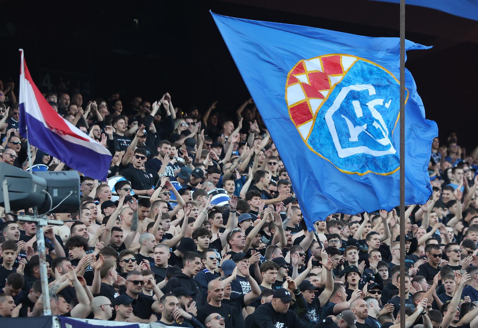 Prvi hrvatski građanski športski klub, poznatiji kao Građanski, čiju je slavnu tradiciju nastavio najtrofejniji hrvatski nogometni klub GNK Dinamo, osnovan je 26. travnja 1911. godine pa su plavi danas proslavili i tu obljetnicu